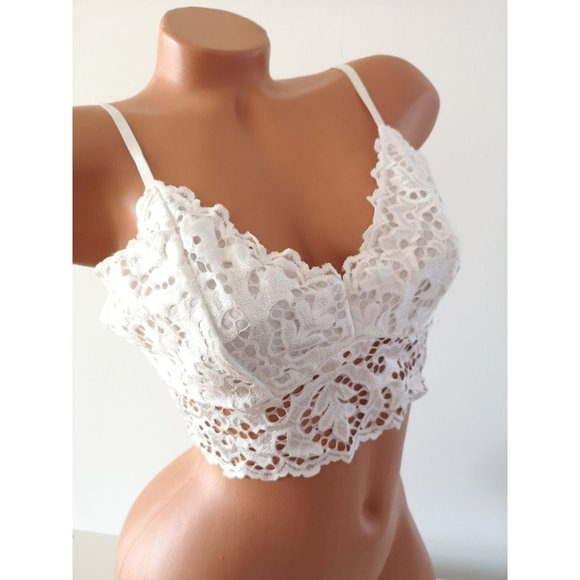Other - nwt White Bralette Crop Top M
